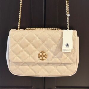 NWT Tory Burch Quilted Willa shoulder crossbody bag! Cream Gold STUNNING!